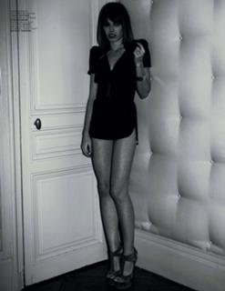 Lou Doillon feet photo 4