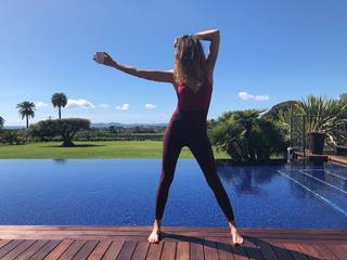 Lou Doillon feet photo 2