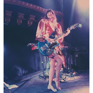 Lou Doillon feet photo 17