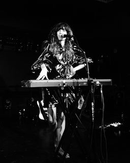 Lou Doillon feet photo 5