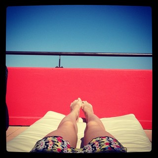 Lou Doillon feet photo 9
