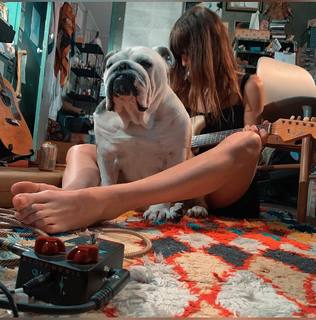 Lou Doillon feet photo 11