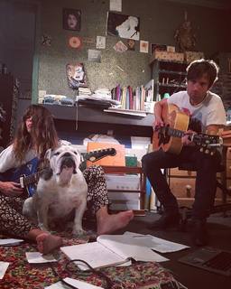 Lou Doillon feet photo 9