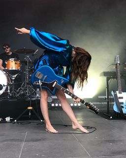 Lou Doillon feet photo 20