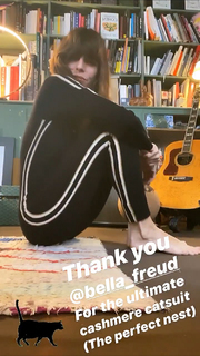 Lou Doillon feet photo 15