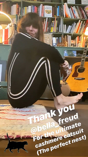 Lou Doillon feet photo 14