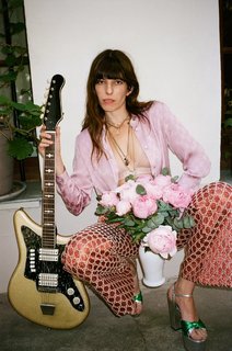Lou Doillon feet photo 8