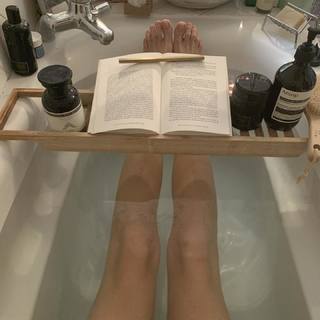 Lou Doillon feet photo 11