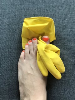 Lou Sanders feet photo 2