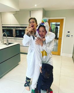Lou Sanders feet photo 12