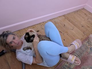 Lou Sanders feet photo 7