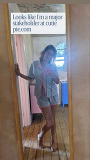 Lou Sanders feet photo 8