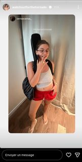 Louane Emera feet photo 1