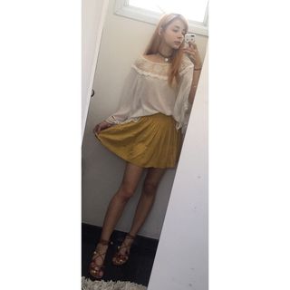Loud Thaiga feet photo 4