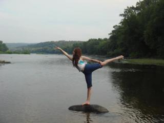 Louisa Connolly-Burnham feet photo 7