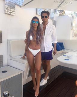 Louisa Johnson feet photo thumbnail