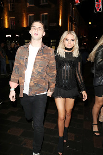 Louisa Johnson feet photo thumbnail