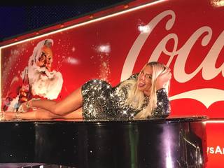 Louisa Johnson feet photo thumbnail