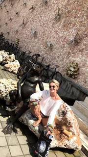 Louisa Johnson feet photo thumbnail