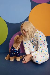 Louisa Johnson feet photo thumbnail