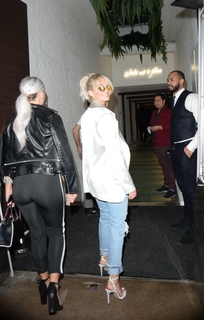 Louisa Johnson feet photo thumbnail