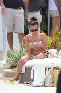 Louisa Lytton feet photo thumbnail