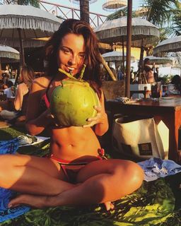 Louisa Lytton feet photo thumbnail