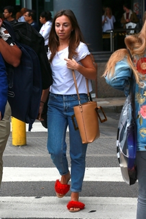 Louisa Lytton feet photo thumbnail