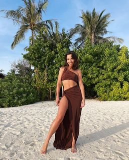 Louisa Lytton feet photo thumbnail