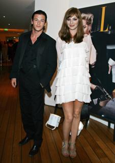 Louise Bourgoin feet photo thumbnail