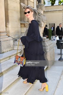 Louise Bourgoin feet photo thumbnail