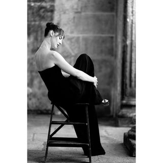 Louise Bourgoin feet photo thumbnail