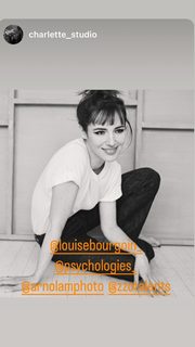 Louise Bourgoin feet photo thumbnail