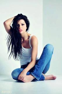 Louise Cliffe feet photo 2