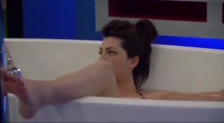 Louise Cliffe feet photo 7