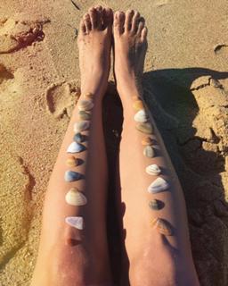 Louise D'Tuani feet photo 11