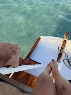 Louise D'Tuani feet photo 4