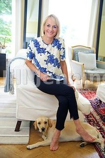 Louise Minchin feet photo 3
