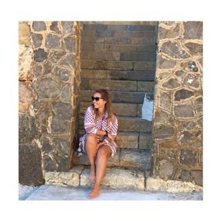 Louise Redknapp feet photo thumbnail