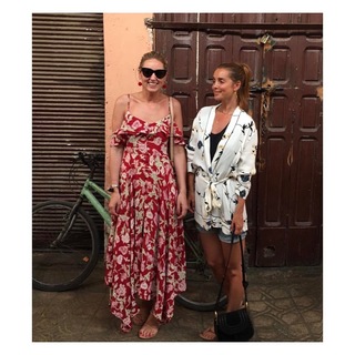 Louise Redknapp feet photo thumbnail