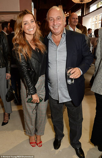 Louise Redknapp feet photo thumbnail