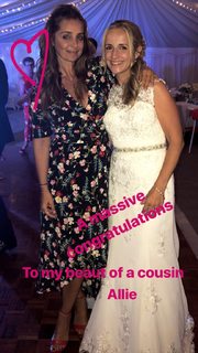 Louise Redknapp feet photo thumbnail