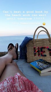 Louise Redknapp feet photo thumbnail