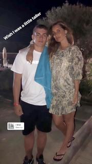 Louise Redknapp feet photo thumbnail