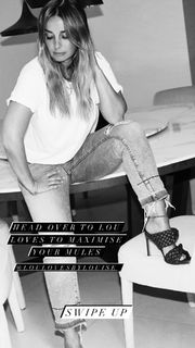 Louise Redknapp feet photo thumbnail