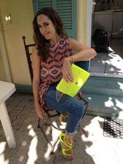 Louise Roe feet photo thumbnail