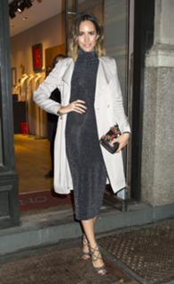 Louise Roe feet photo thumbnail