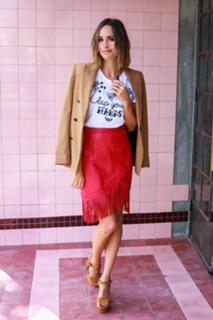 Louise Roe feet photo thumbnail