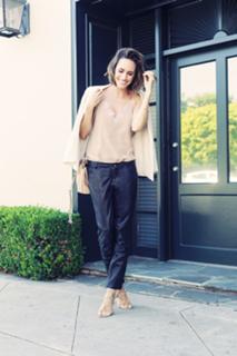 Louise Roe feet photo thumbnail