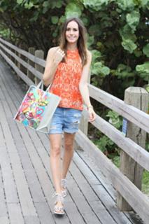 Louise Roe feet photo thumbnail